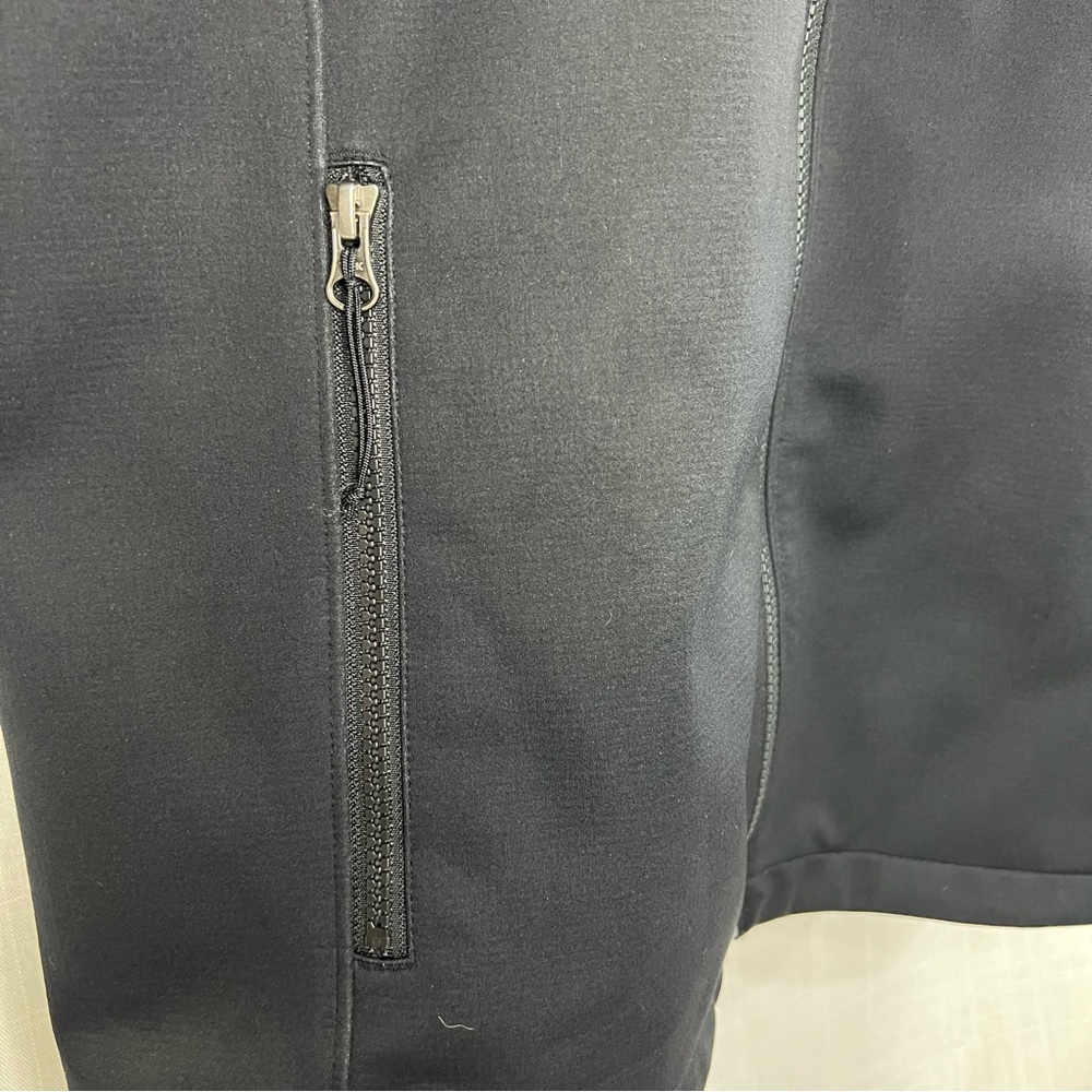 Columbia Men's Softshell Vest Black Size Small – Wind Resistant Zip Pockets - Picture 3 of 7